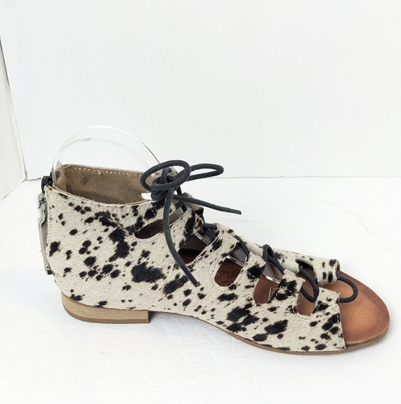 Naughty Monkey Nola Sandals - Picture 4 of 16